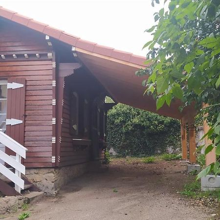 Logement Independant Attenant A Une Maison Dans Grand Jardin Retournac Exteriör bild